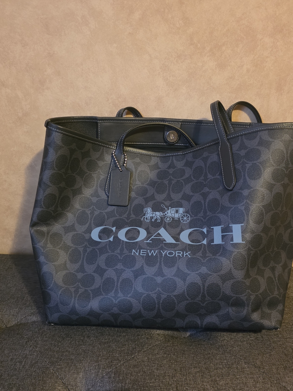 Coach NAVY/BABY BLUE Signature Logo Tote - Picture 2 of 4